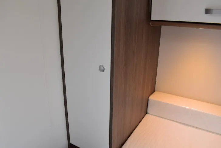 Fahrzeugbild Carado VAN V339 #37