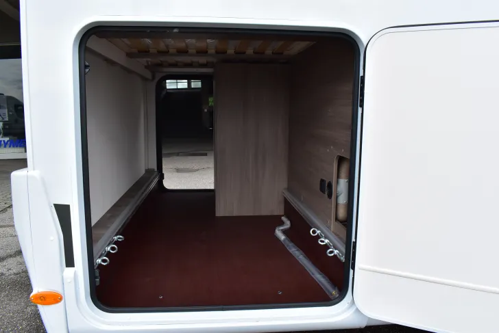 Fahrzeugbild Carado VAN V339 #45