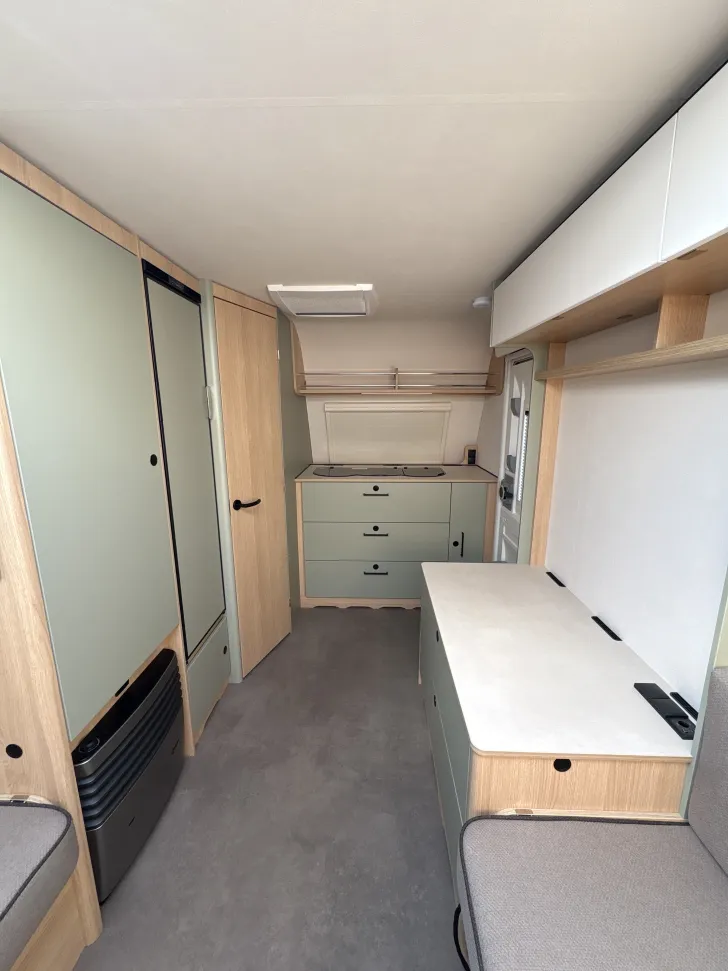 Sicht vorne-hinten LMC Style 400 F - ab Euro 19.900,--