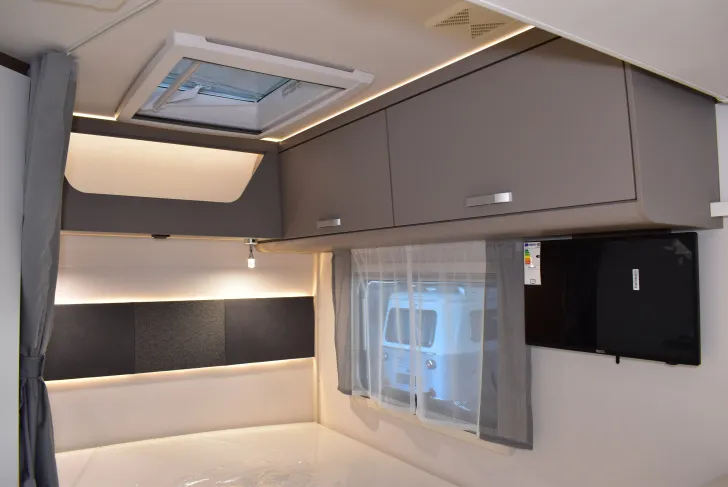 Fahrzeugbild Carado T 135 Pro+ 5,96m, Hubbett, 4 Betten #12