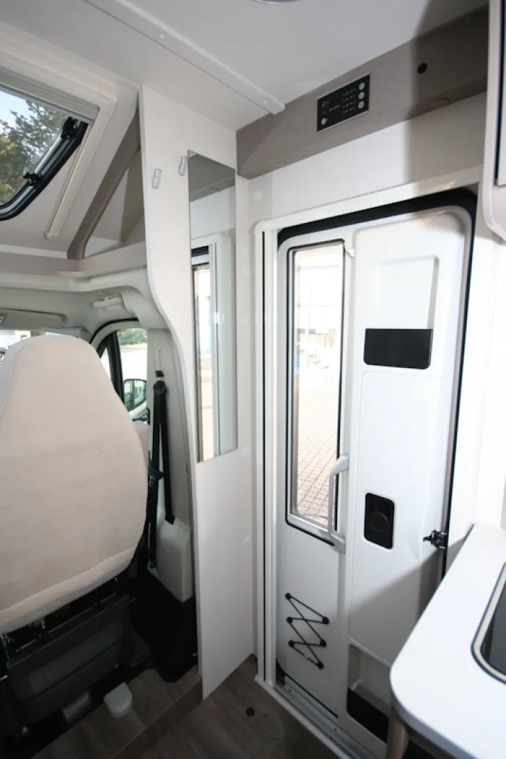 Fahrzeugbild Carado T 135 #8