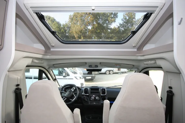 Fahrzeugbild Carado T 135 #12