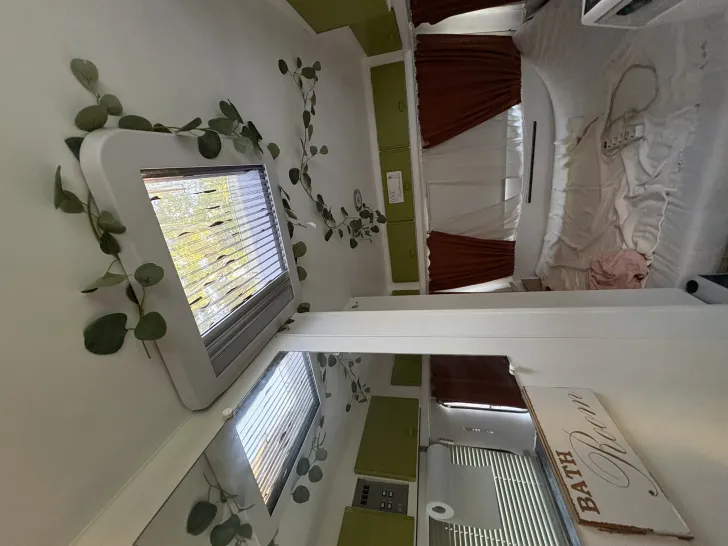 Fahrzeugbild Adria Optima 350 #3