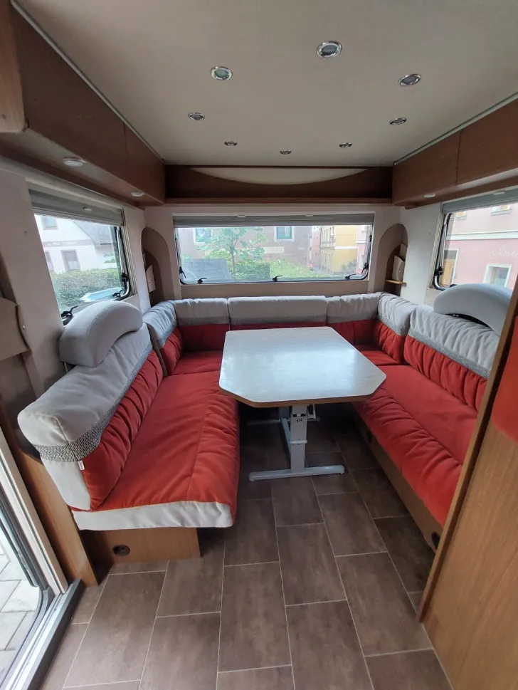 Fahrzeugbild Bürstner Averso Plus 510 TK #3