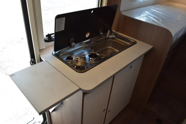 Fahrzeugbild Carado VAN 347 Clever-Lift-Bett, ab April #14