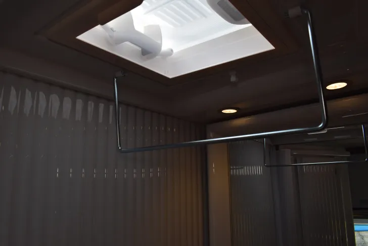 Fahrzeugbild Carado VAN 347 Clever-Lift-Bett, ab April #24