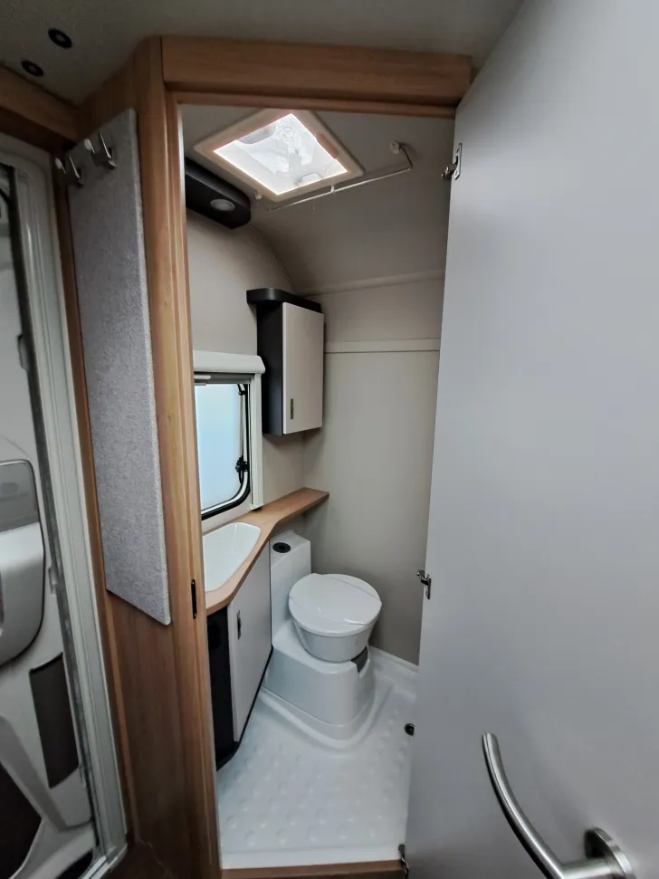 Fahrzeugbild Knaus Sport 400 QD #9