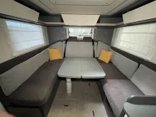 Fahrzeugbild Laika Kosmo L 105 #8