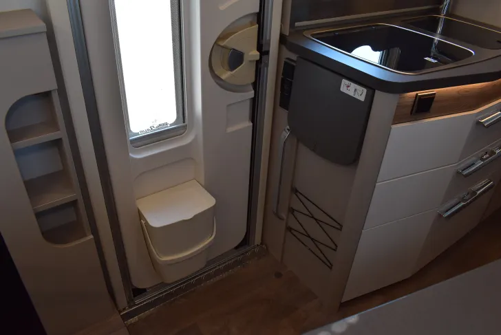 Fahrzeugbild Hymer Exsis-i 580 Pure #10