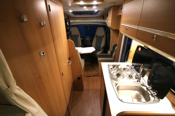 Fahrzeugbild TEC AdvanTEC V 644 G #19