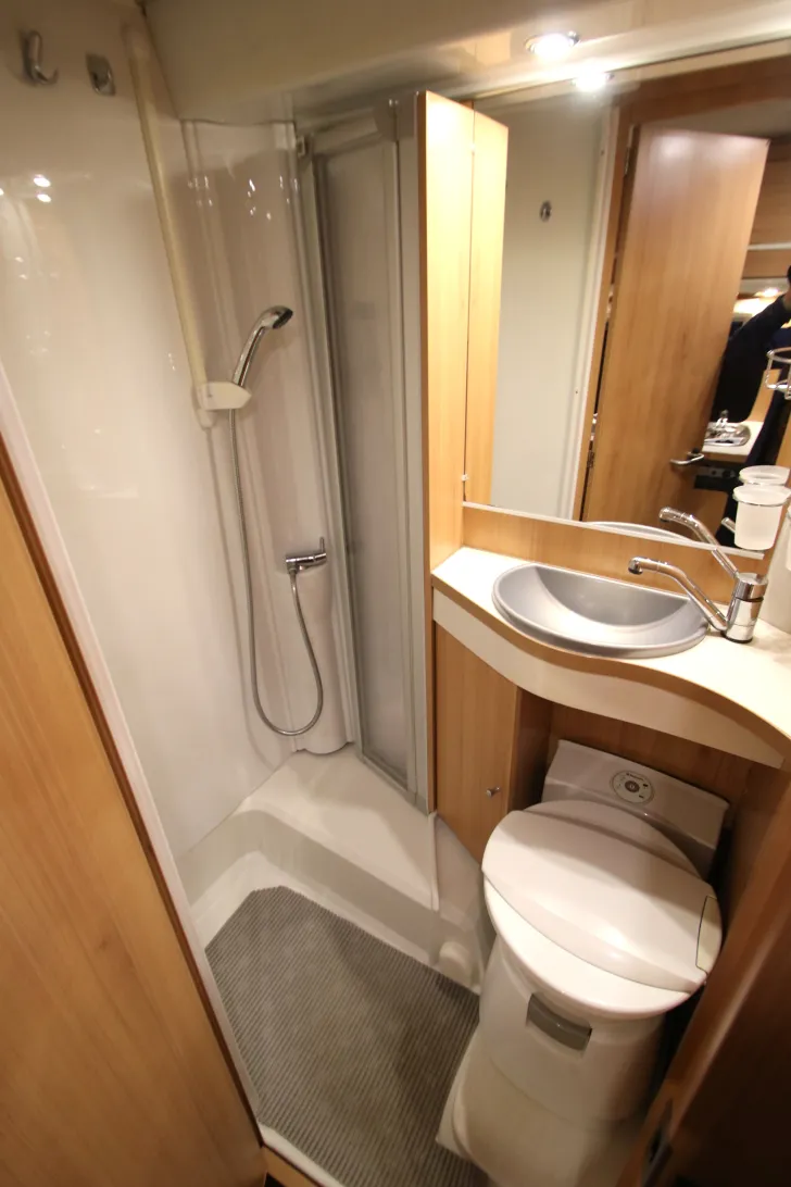 Fahrzeugbild TEC AdvanTEC V 644 G #21