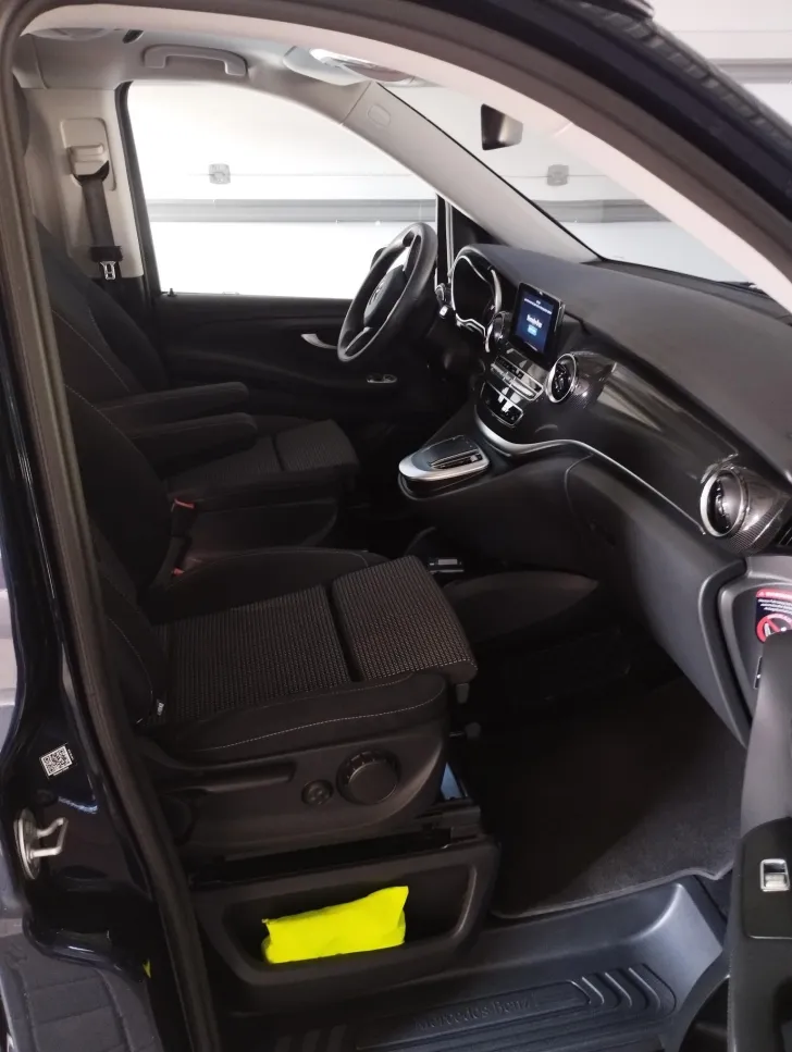 Fahrzeugbild Mercedes-Benz Mercedes V - 220 d lang - 4 Matic Allrad mit Aufstelldach #6