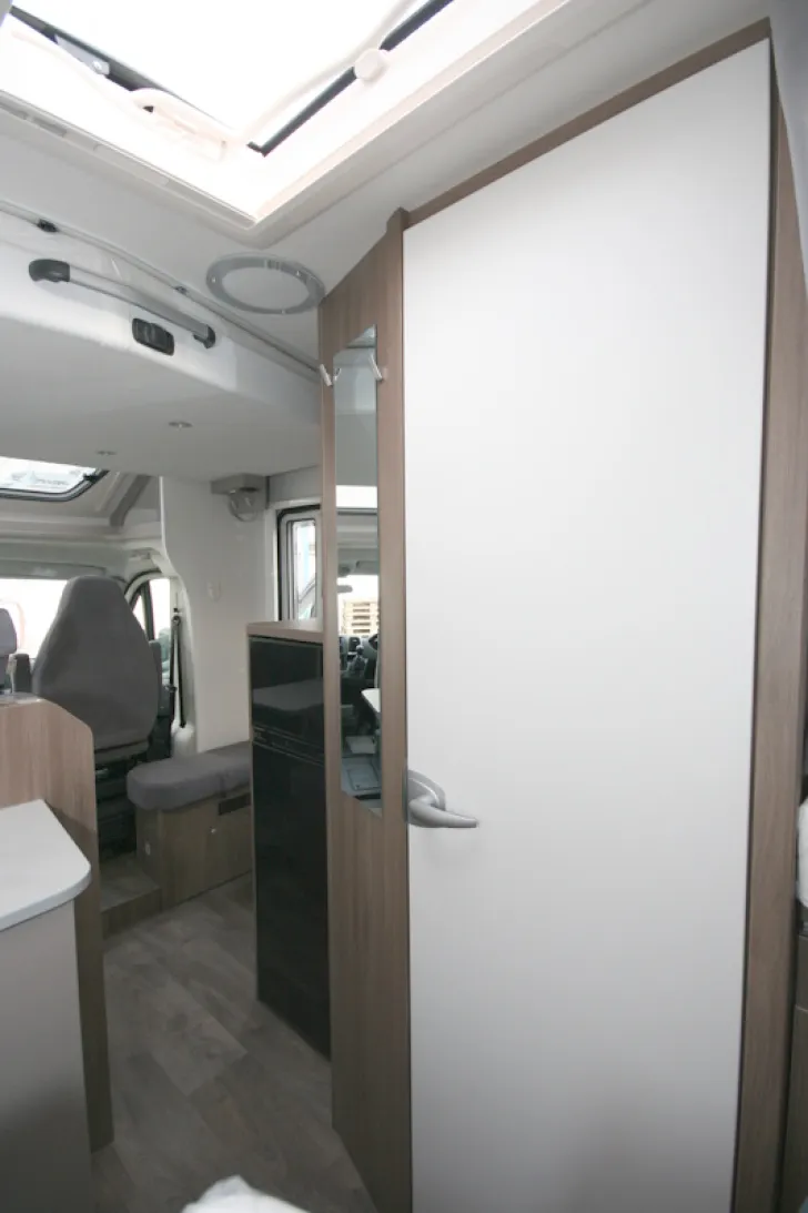 Fahrzeugbild Carado T 338 #7