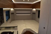 Fahrzeugbild Hymer Eriba Novaline 442 2 x A-KLappe, Batterie, Radtr. #9