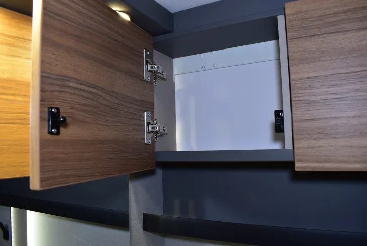 Fahrzeugbild Hymer Eriba Novaline 442 2 x A-KLappe, Batterie, Radtr. #21