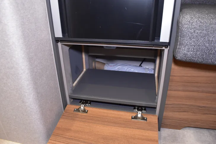 Fahrzeugbild Hymer Eriba Novaline 442 2 x A-KLappe, Batterie, Radtr. #30