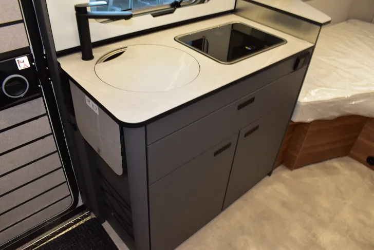 Fahrzeugbild Hymer Eriba Novaline 442 2 x A-KLappe, Batterie, Radtr. #31