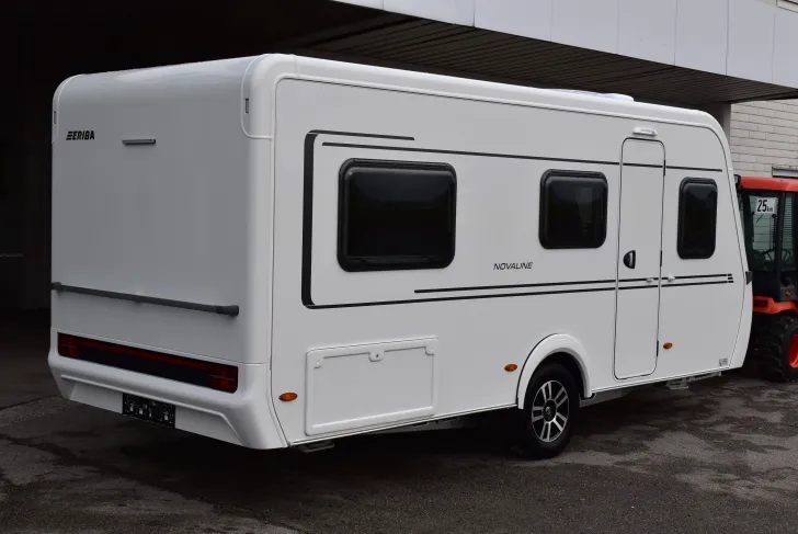 Fahrzeugbild Hymer Eriba Novaline 442 2 x A-KLappe, Batterie, Radtr. #54