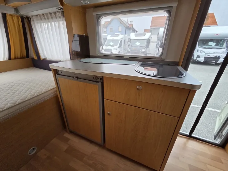 Fahrzeugbild Knaus Südwind 450 QU #7