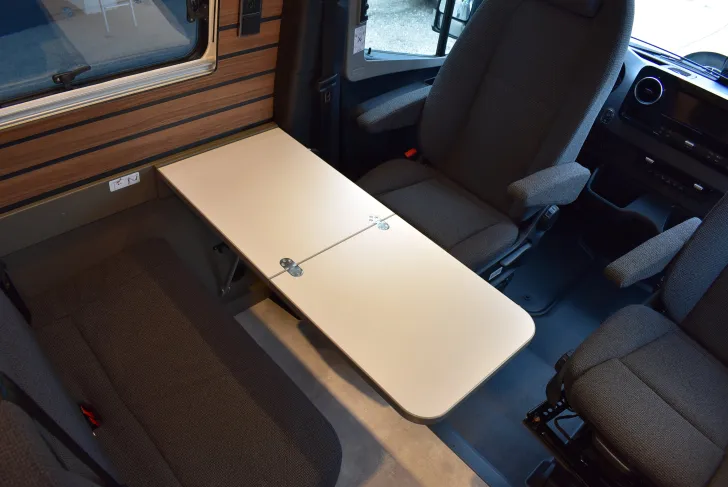 Fahrzeugbild Hymer Camper Van Grand Canyon S 600 Xperience Premium, Schlafdach, 4 Betten #10
