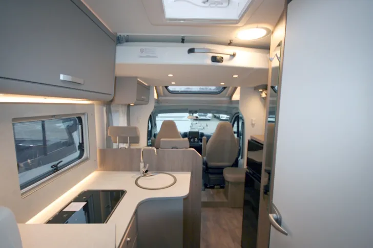 Fahrzeugbild Carado T 338 #3