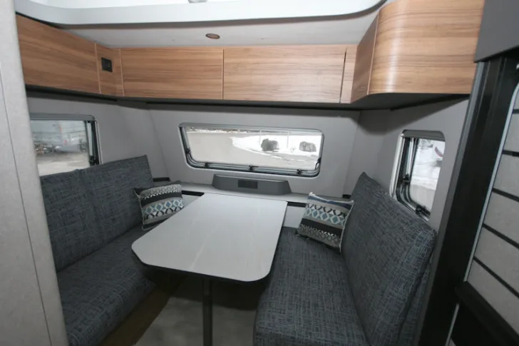 Fahrzeugbild Hymer Eriba Feeling 425 #8