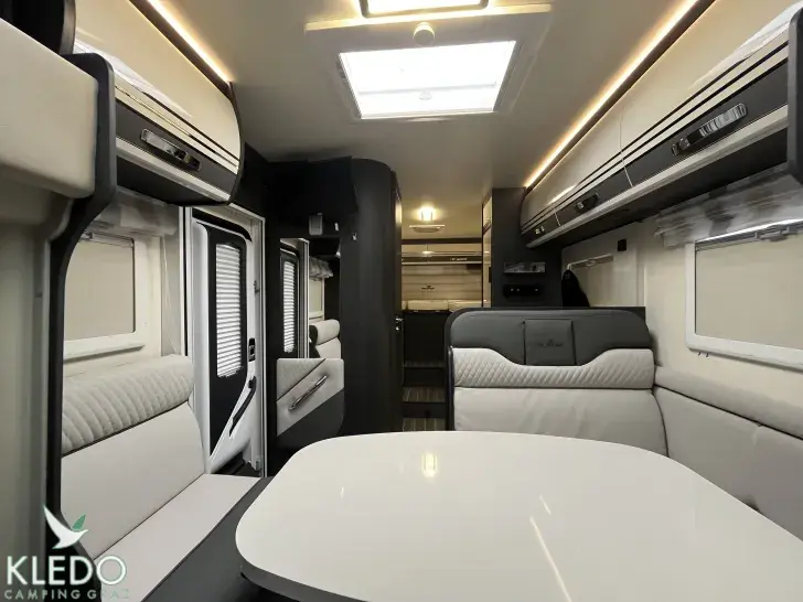 Fahrzeugbild Roller Team Kronos 285 P #11