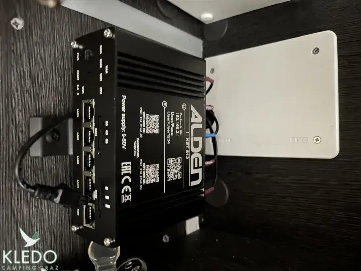 Fahrzeugbild Roller Team Kronos 285 P #15