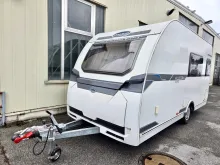 Schräg Vorne Caravelair Allegra 400