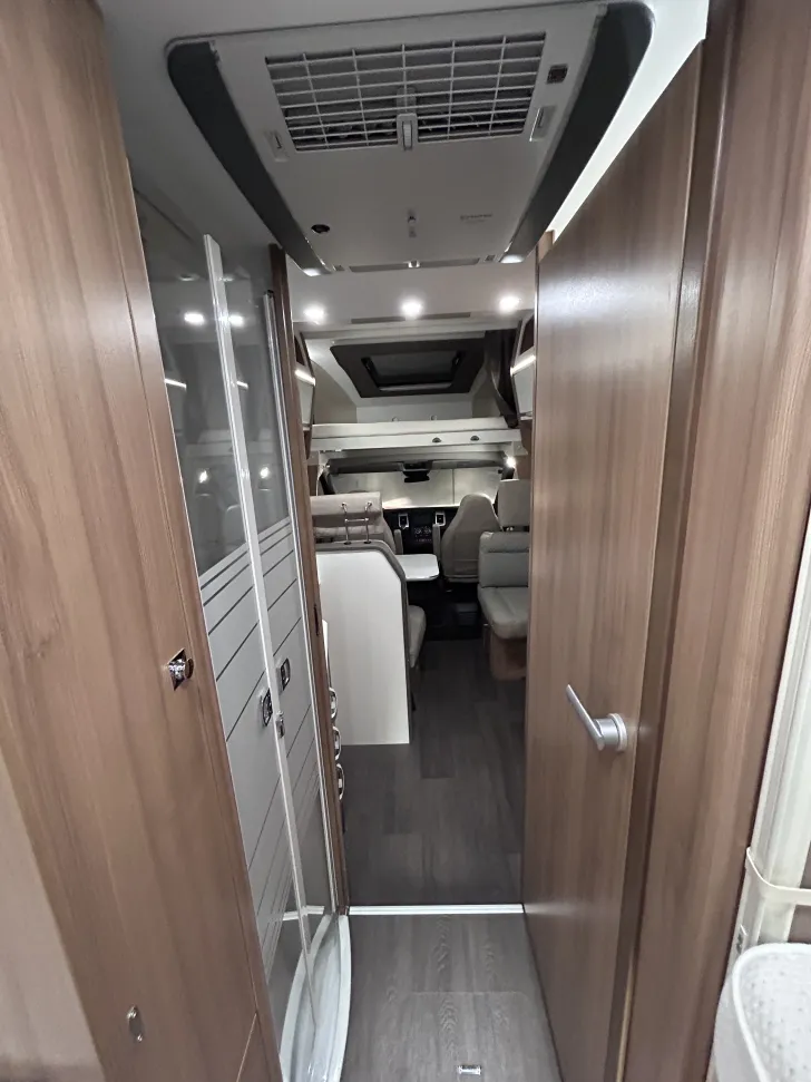 Fahrzeugbild Adria Coral XL 670 SL #8