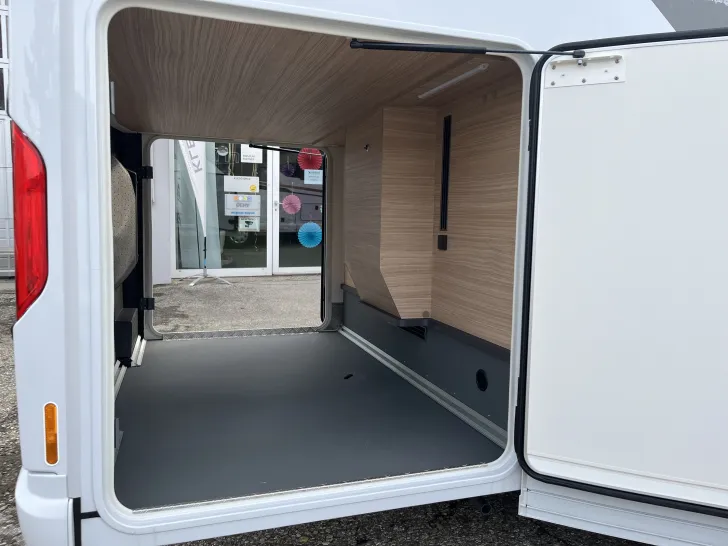 Fahrzeugbild Malibu I 450 RB-LE lightweight 3.5t #8