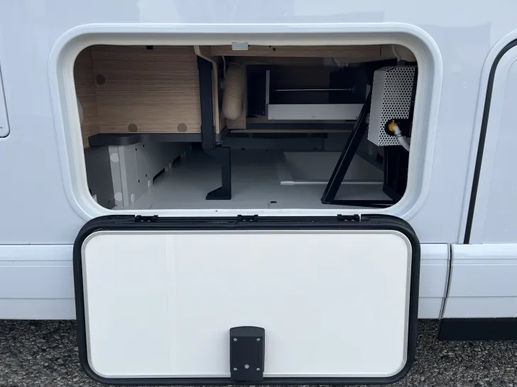 Fahrzeugbild Malibu I 450 RB-LE lightweight 3.5t #12