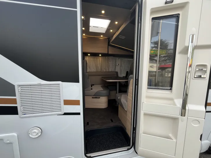 Fahrzeugbild Malibu I 450 RB-LE lightweight 3.5t #15