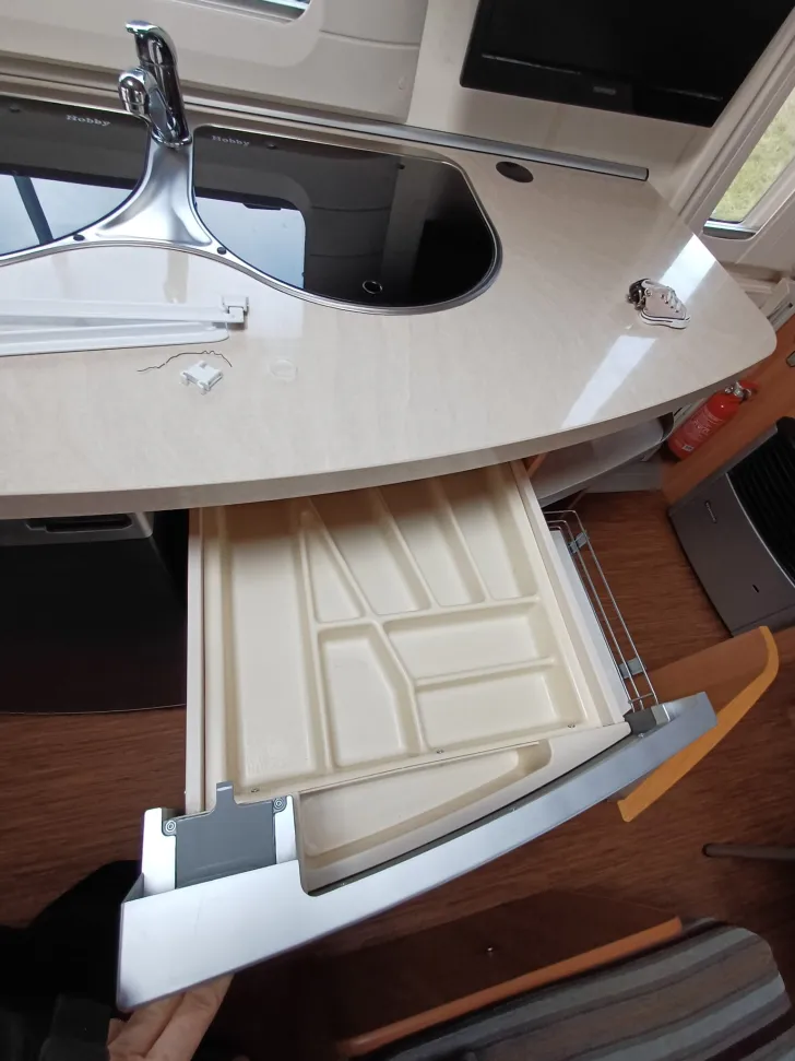 Fahrzeugbild Hobby De Luxe 440 SF #15