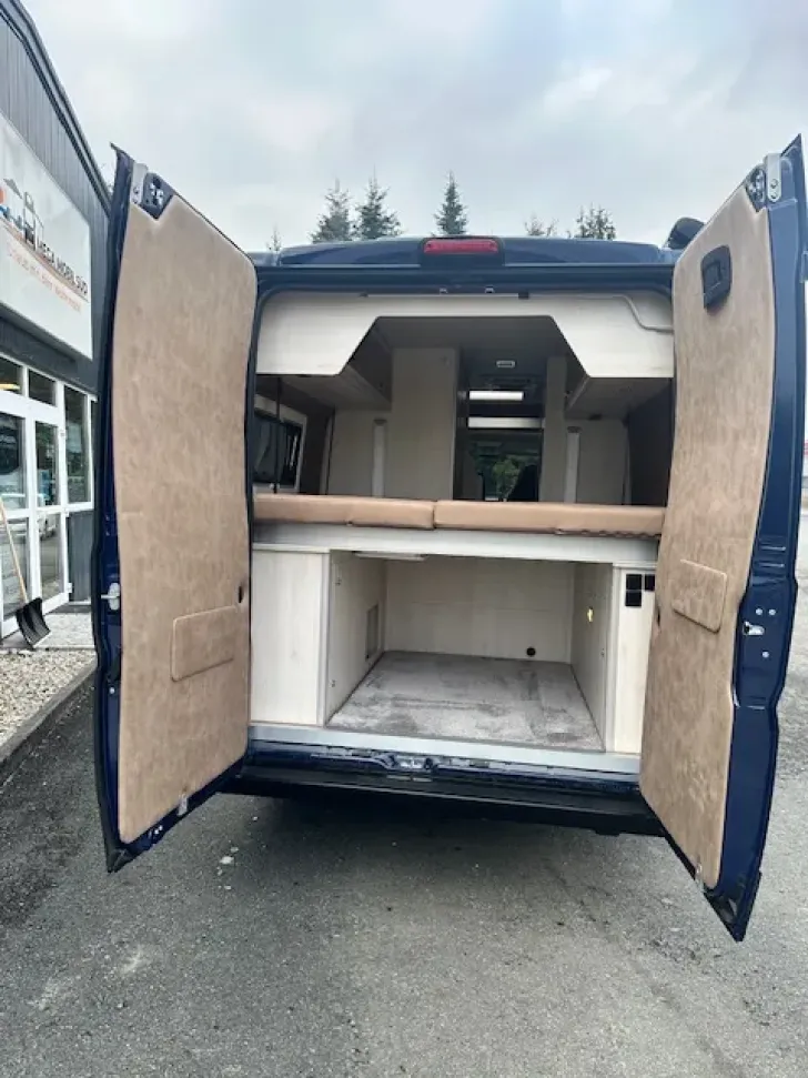 Fahrzeugbild Megamobil MEGA SPORT 640 PEUGEOT 165 PS KW #16