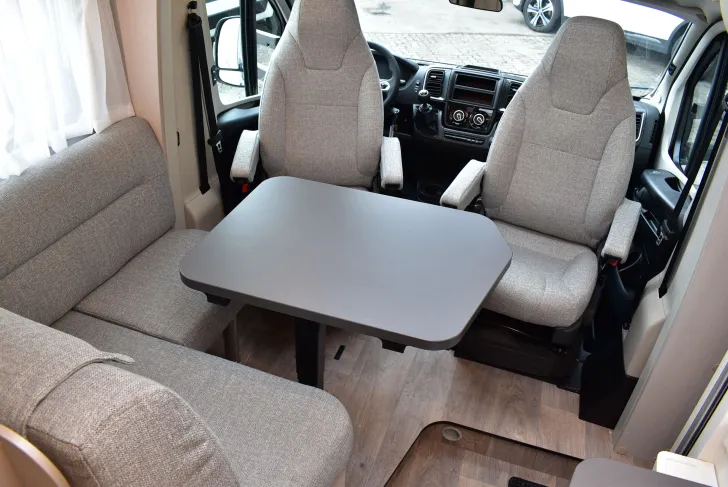 Fahrzeugbild Hymer Exsis-t 580 Pure Sat, Navi, Automatik, ab April #4