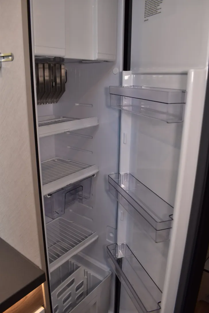 Fahrzeugbild Hymer Exsis-t 580 Pure Sat, Navi, Automatik, ab April #24