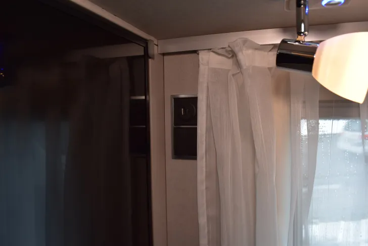 Fahrzeugbild Hymer Exsis-t 580 Pure Sat, Navi, Automatik, ab April #33