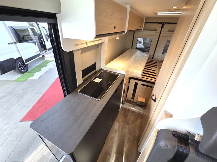 Fahrerhaus Sunlight Camper Van CLIFF 640 Adventure Edition