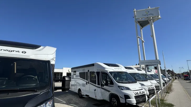 Frontal Hinten Sunlight T 68C Adventure Edition