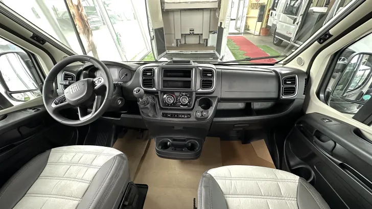 Weitere Sitzgruppe Sunlight Camper Van CLIFF 600 X RT