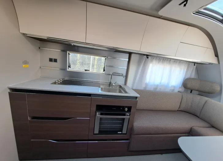 Fahrzeugbild Adria Alpina 763 UK - mit Stockbetten und Alde #8