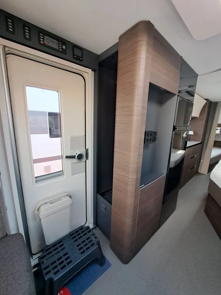 Fahrzeugbild Adria Alpina 763 UK - mit Stockbetten und Alde #12