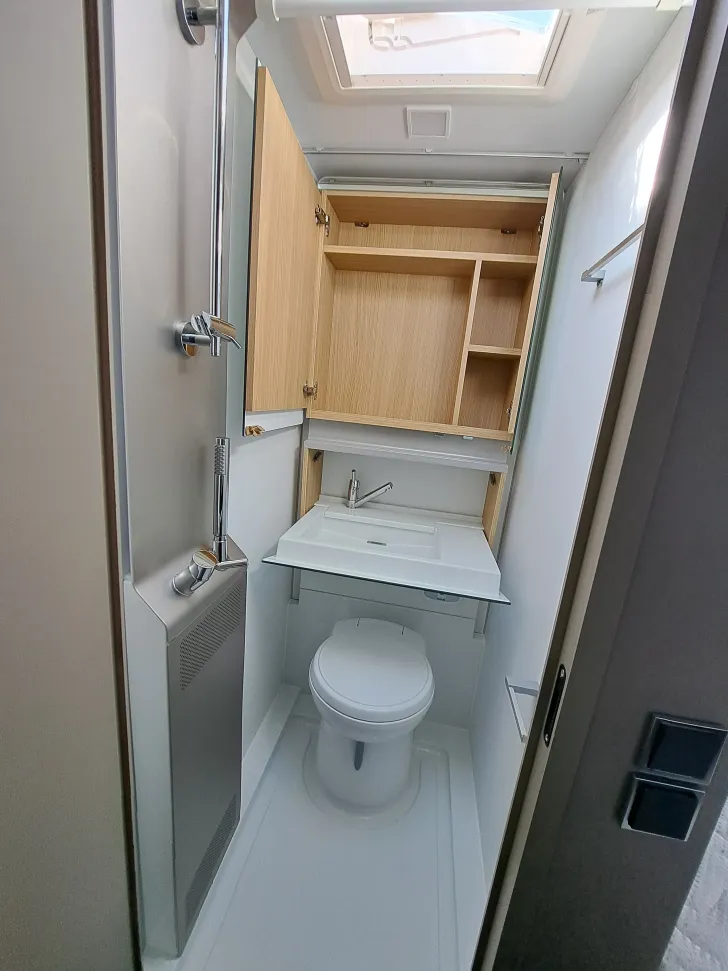 Fahrzeugbild Adria Alpina 763 UK - mit Stockbetten und Alde #22