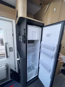 Fahrzeugbild Adria Coral Axess 650 DL #19