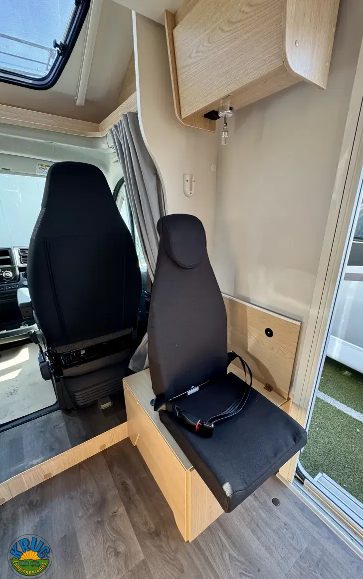 Fahrzeugbild Sunlight T TS67 5 Sitzplätze & Dometic kLIMA #17