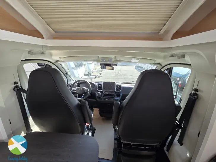 Fahrzeugbild Sunlight T 68 XX #9