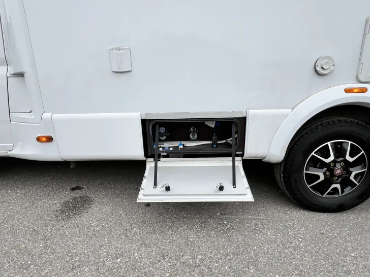 Fahrzeugbild Weinsberg CaraHome 600 DKG - AUTOMATIK - #5