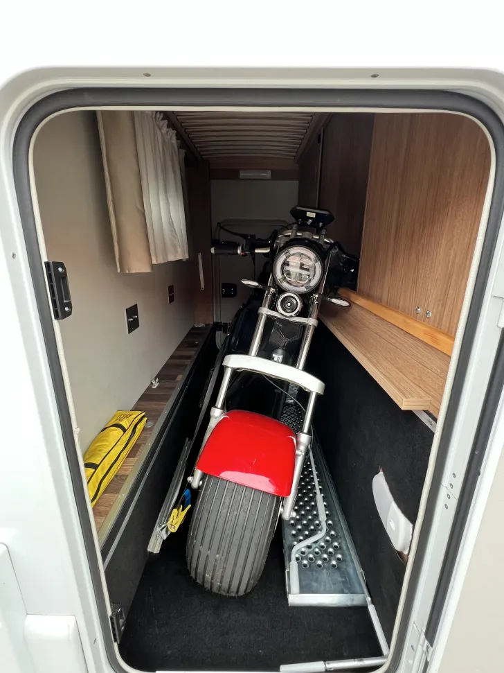 Fahrzeugbild Weinsberg CaraHome 600 DKG - AUTOMATIK - #11