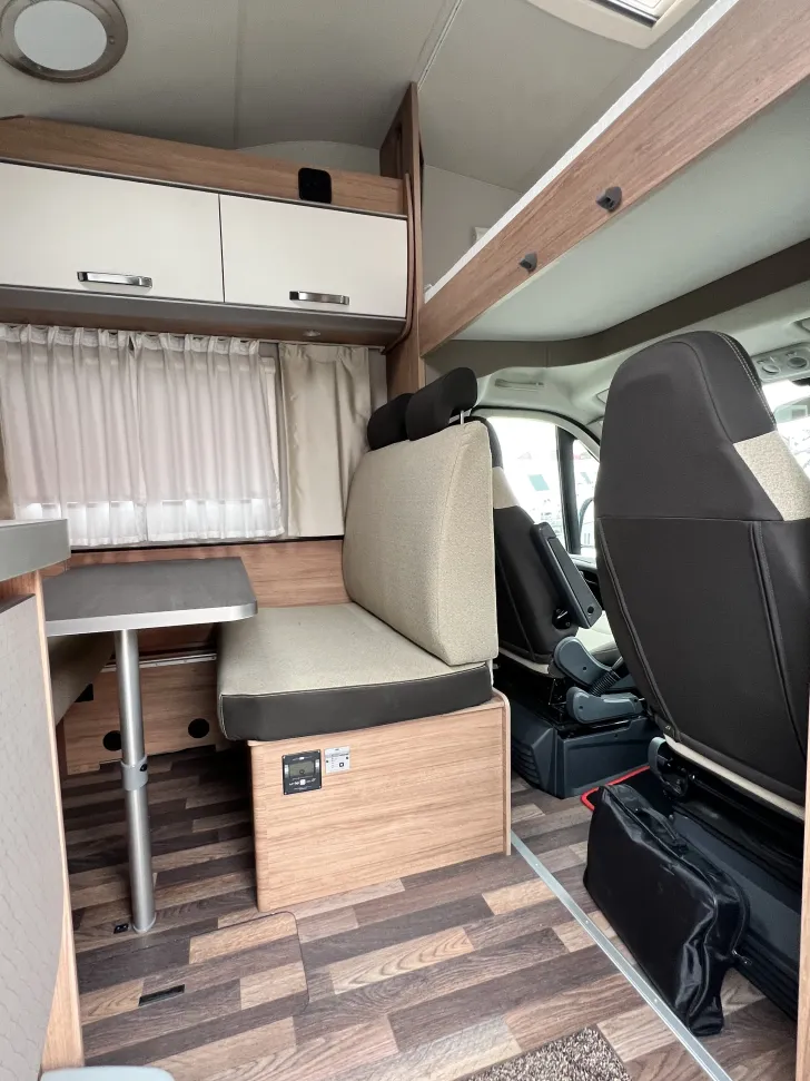 Fahrzeugbild Weinsberg CaraHome 600 DKG - AUTOMATIK - #15